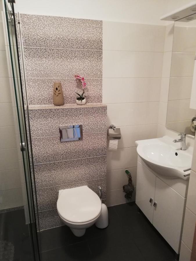 Petra Apartment Ζαντάρ Εξωτερικό φωτογραφία